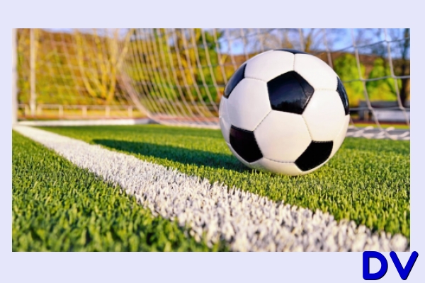Fußball spielen